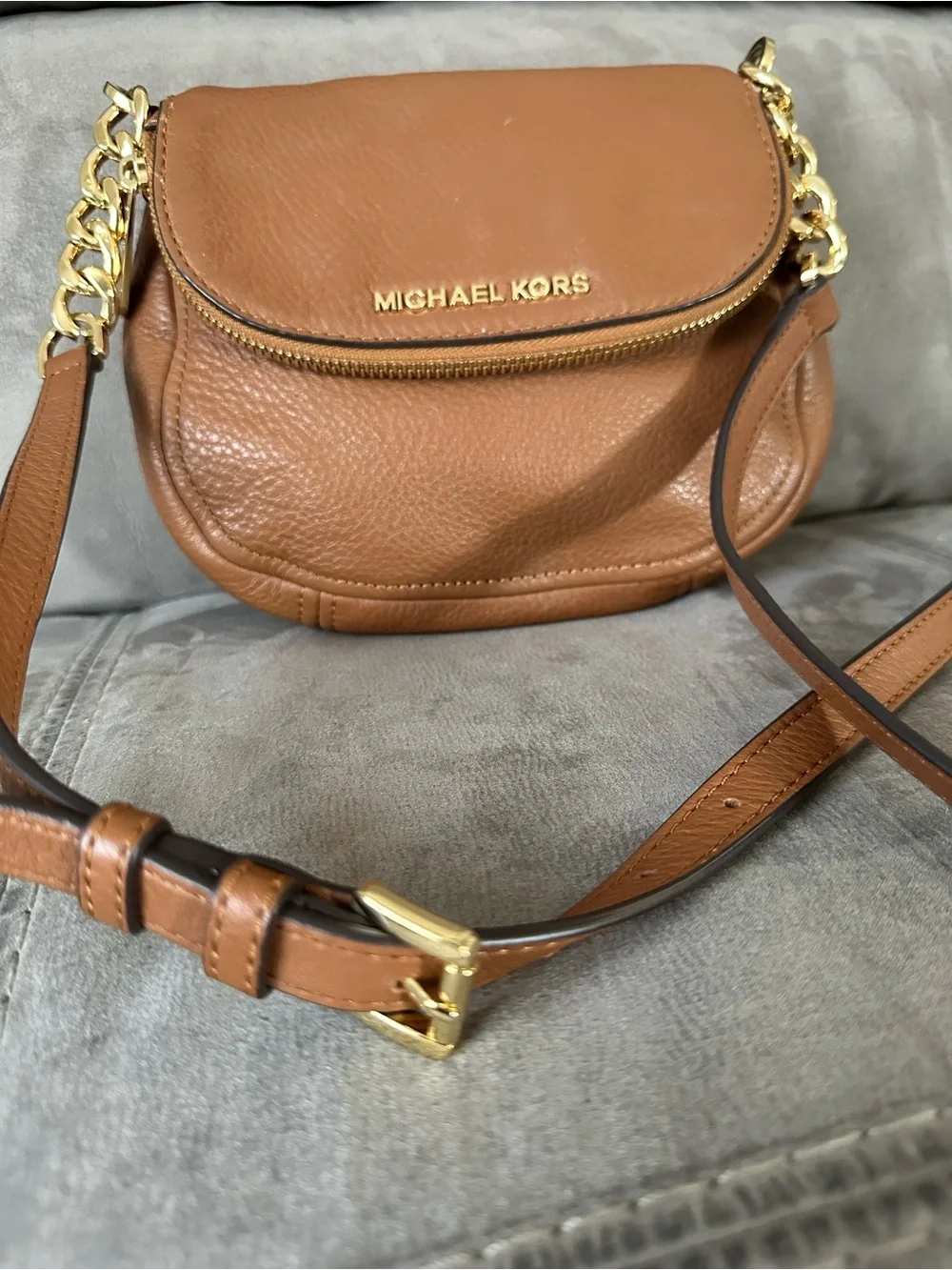 Michael Kors Cognac Pebbled Leather Crossbody Bag Gold Chain Luxe Organizer - Picture 7 of 15